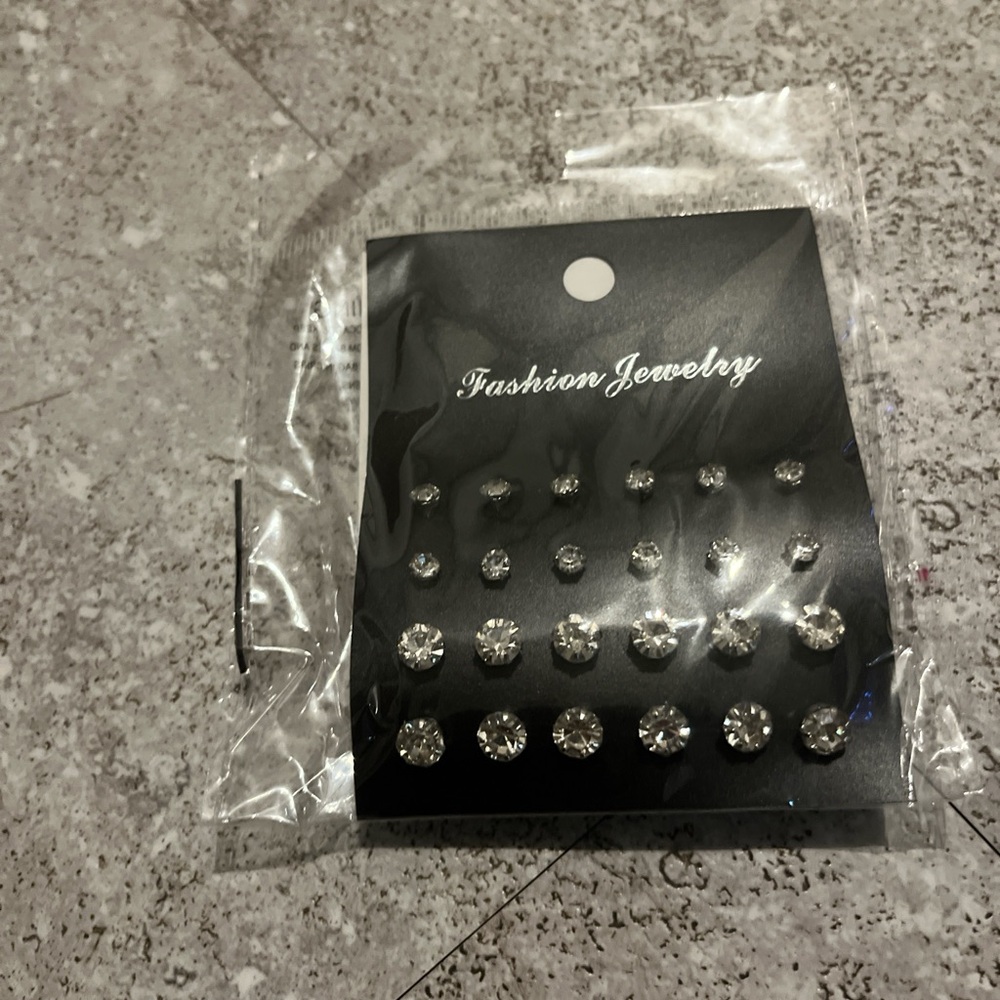 Fashion Jewelry Crystal Stud Earrings Set